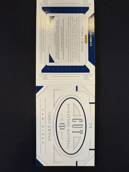 #CSMB-TG Tony Gwynn 2020 Panini National Treasures Auto /5 Cut Signature Booklet