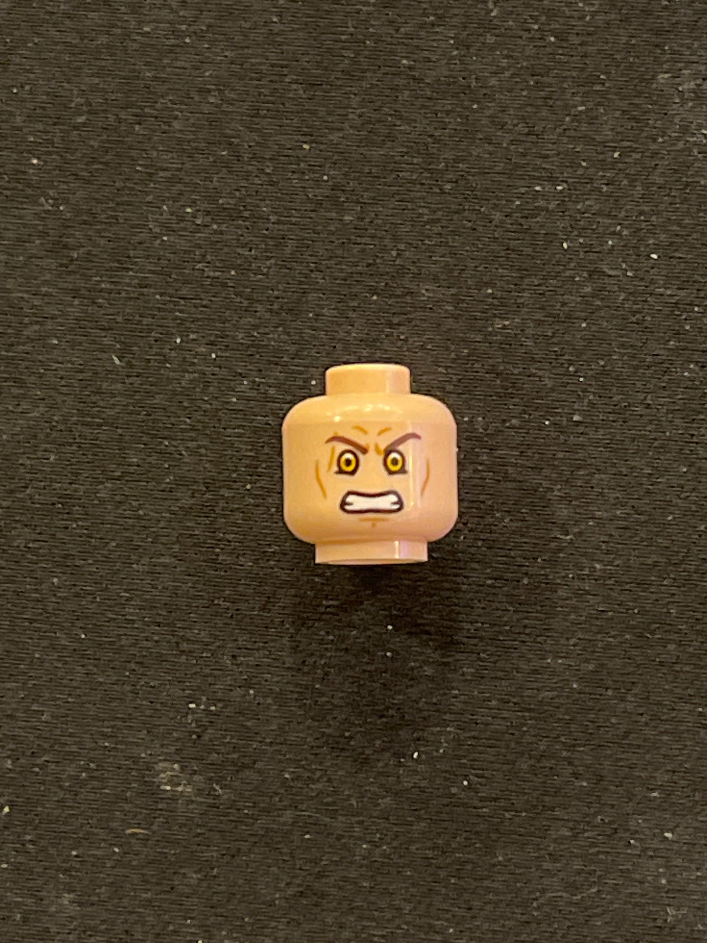 Minifigure, Head Dual Sided Dark Brown Eyebrows, Cheek Lines and Scar, Determined / Angry with Yellow Eyes Pattern (SW Anakin Sith) 3626pb2522 Lego