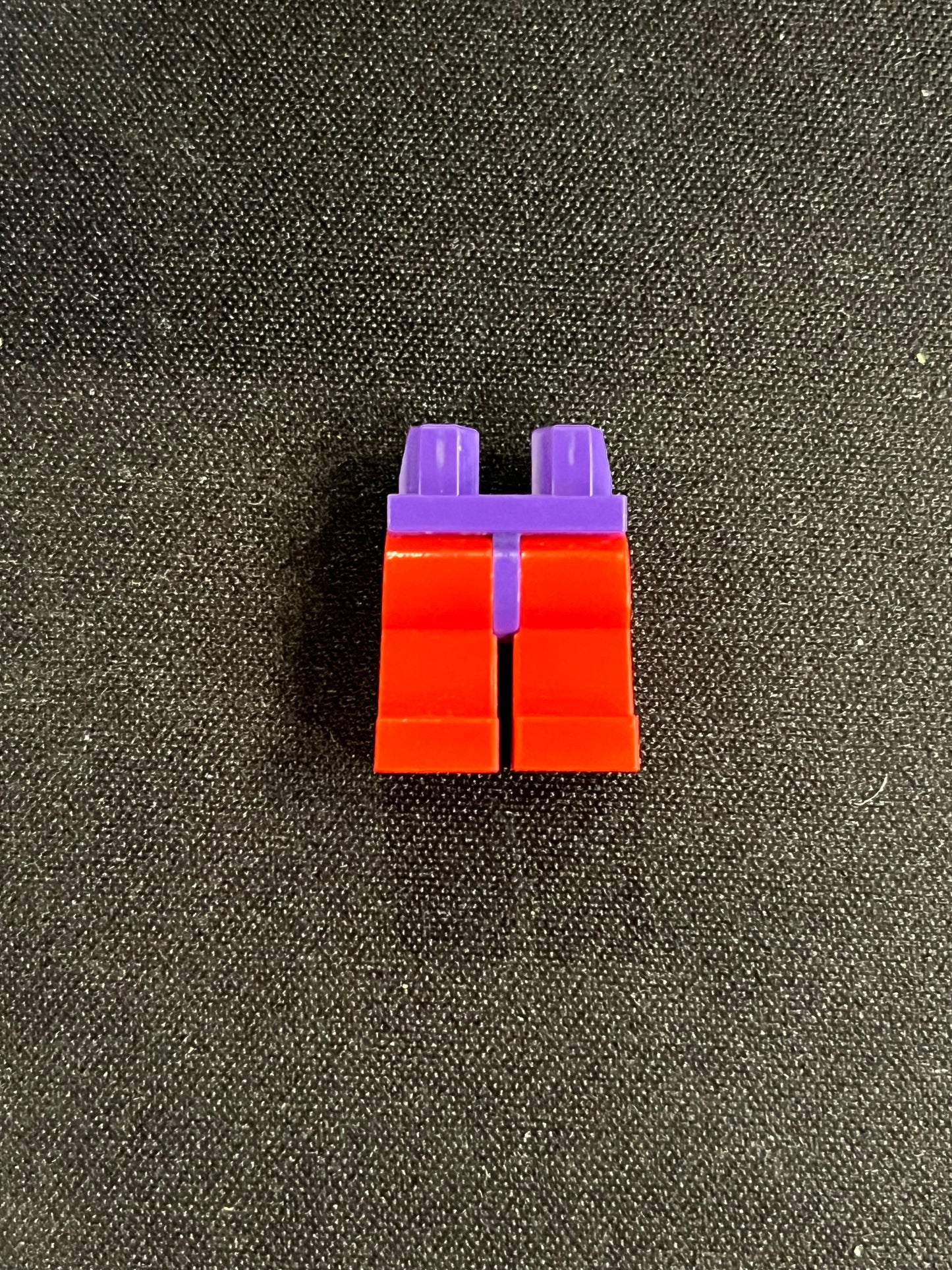 970c05 Hips and Red Legs Lego Part