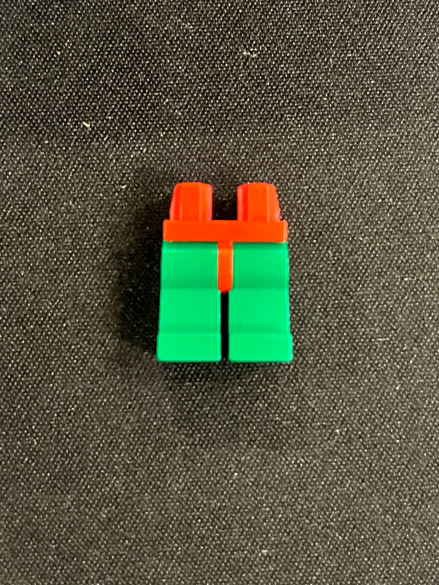 970c06 Hips and Green Legs Lego Part