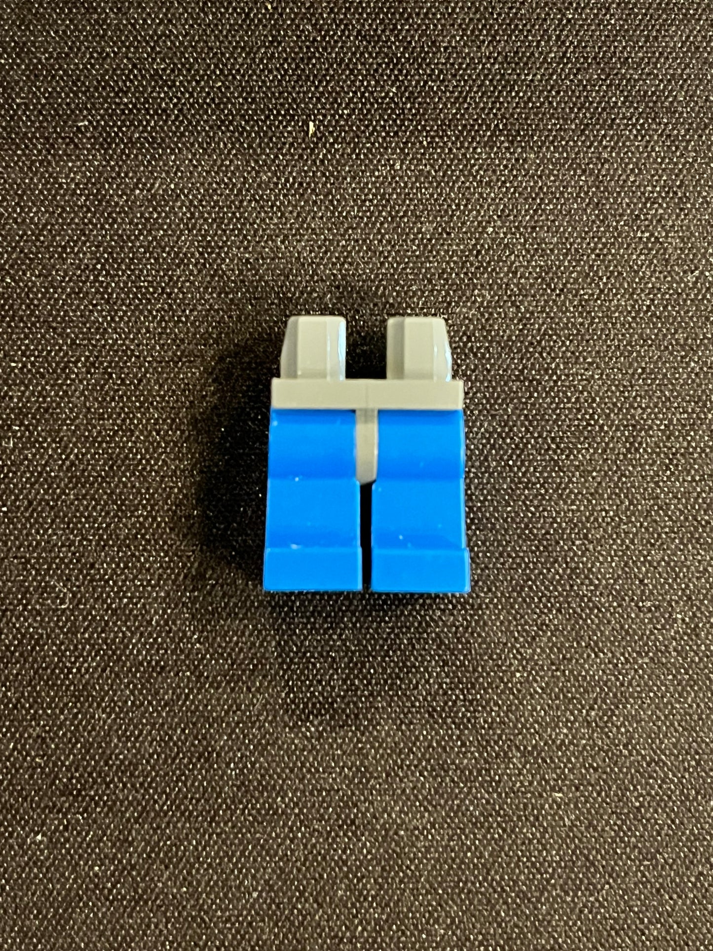 970c07 Hips and Blue Legs Lego Part