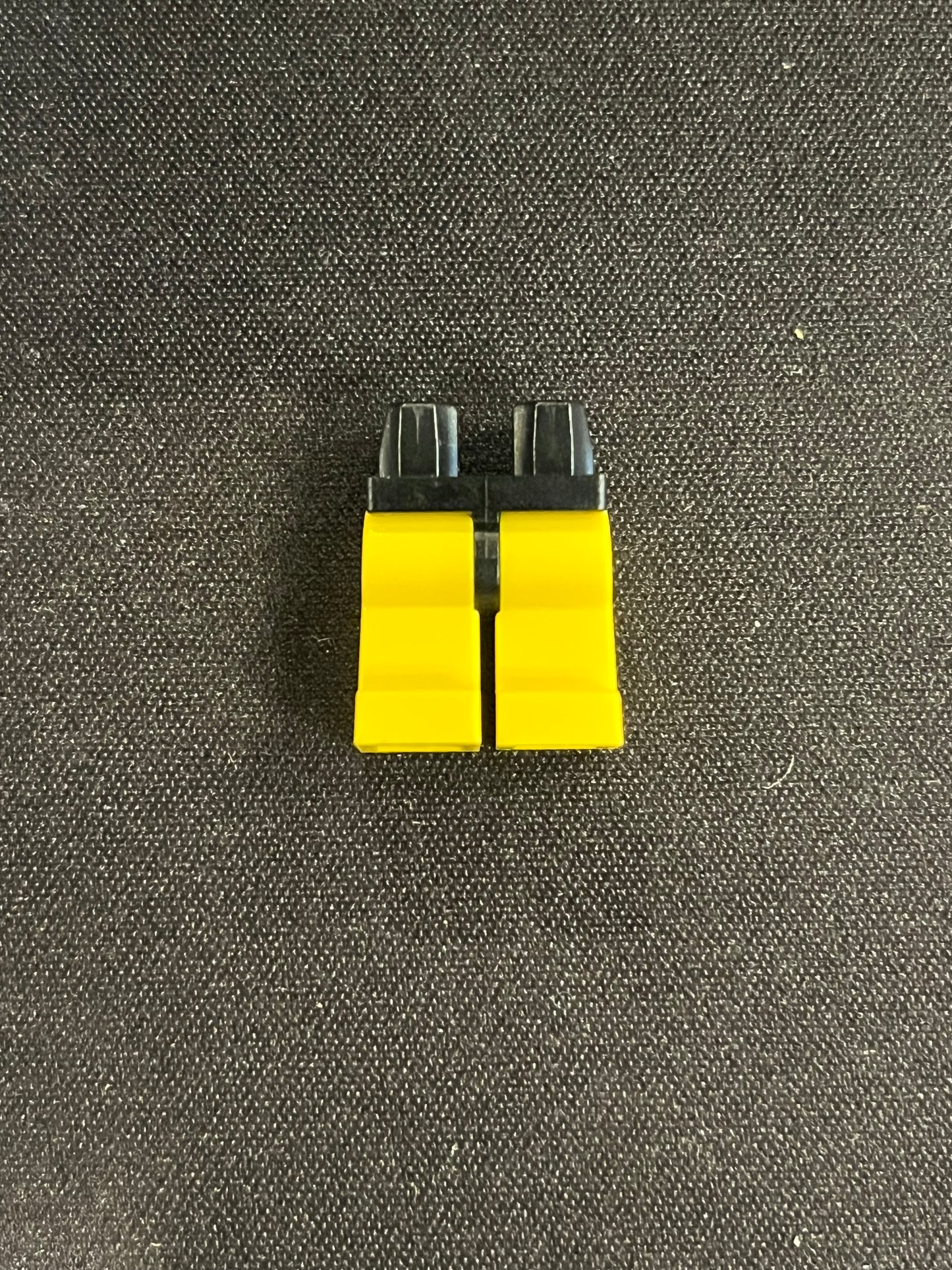 970c03 Hips and Yellow Legs Lego Part