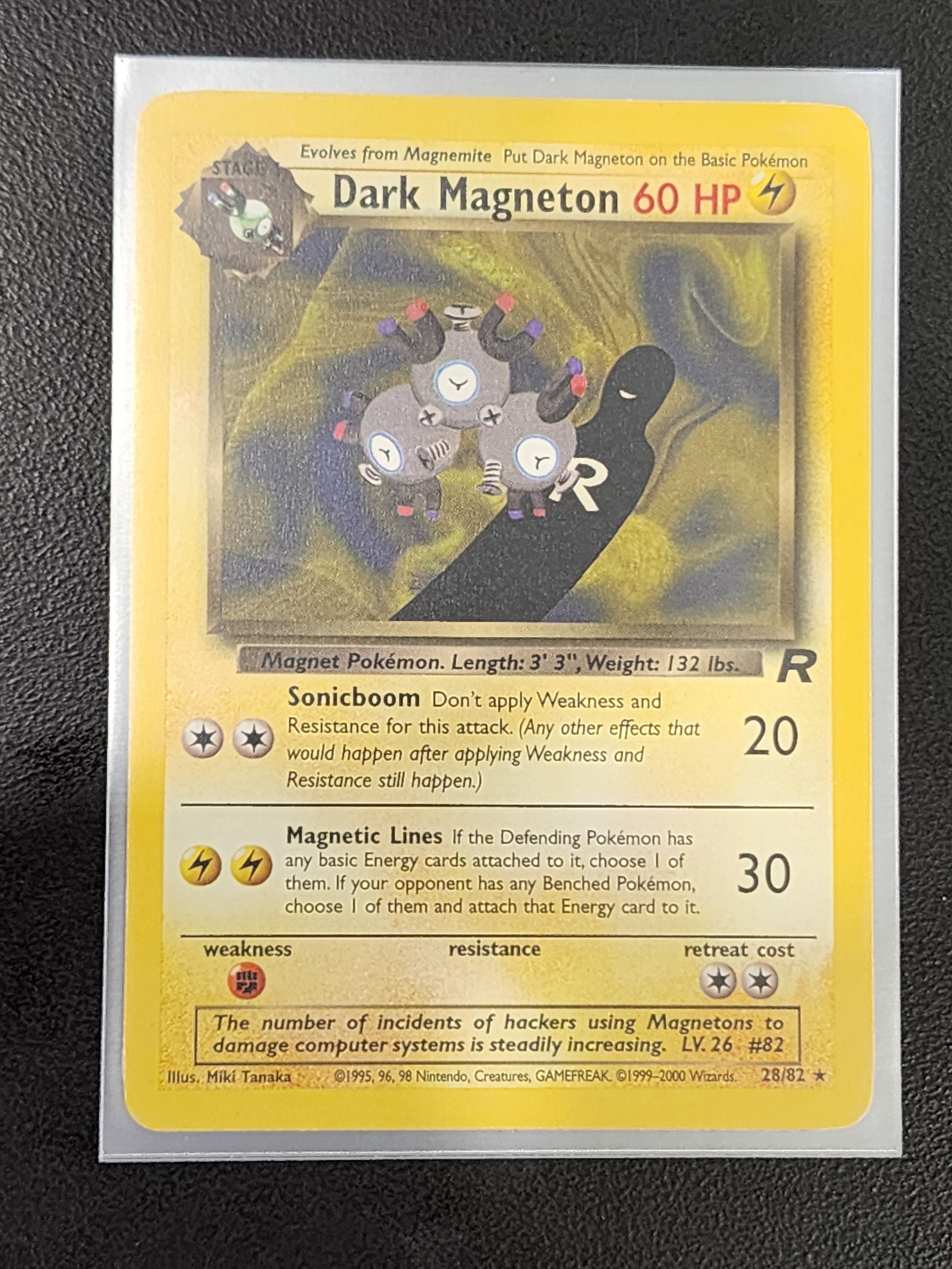 #28/82 Dark Magneton (28) Team Rocket