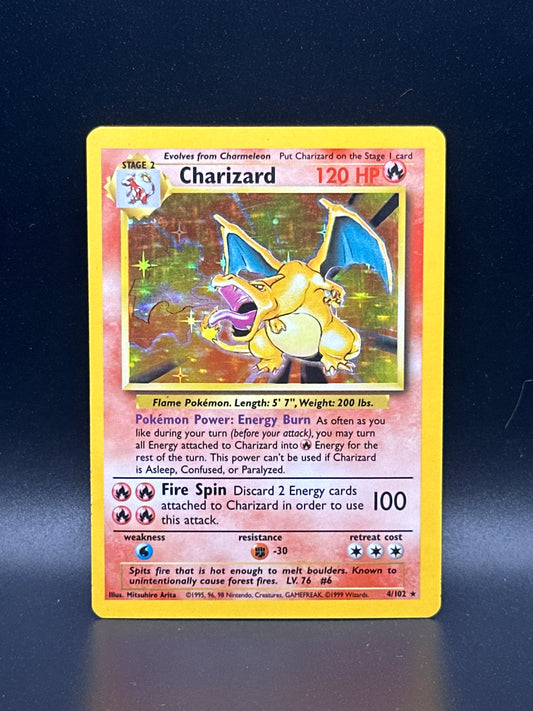 004/102* Charizard Base Set (MP)
