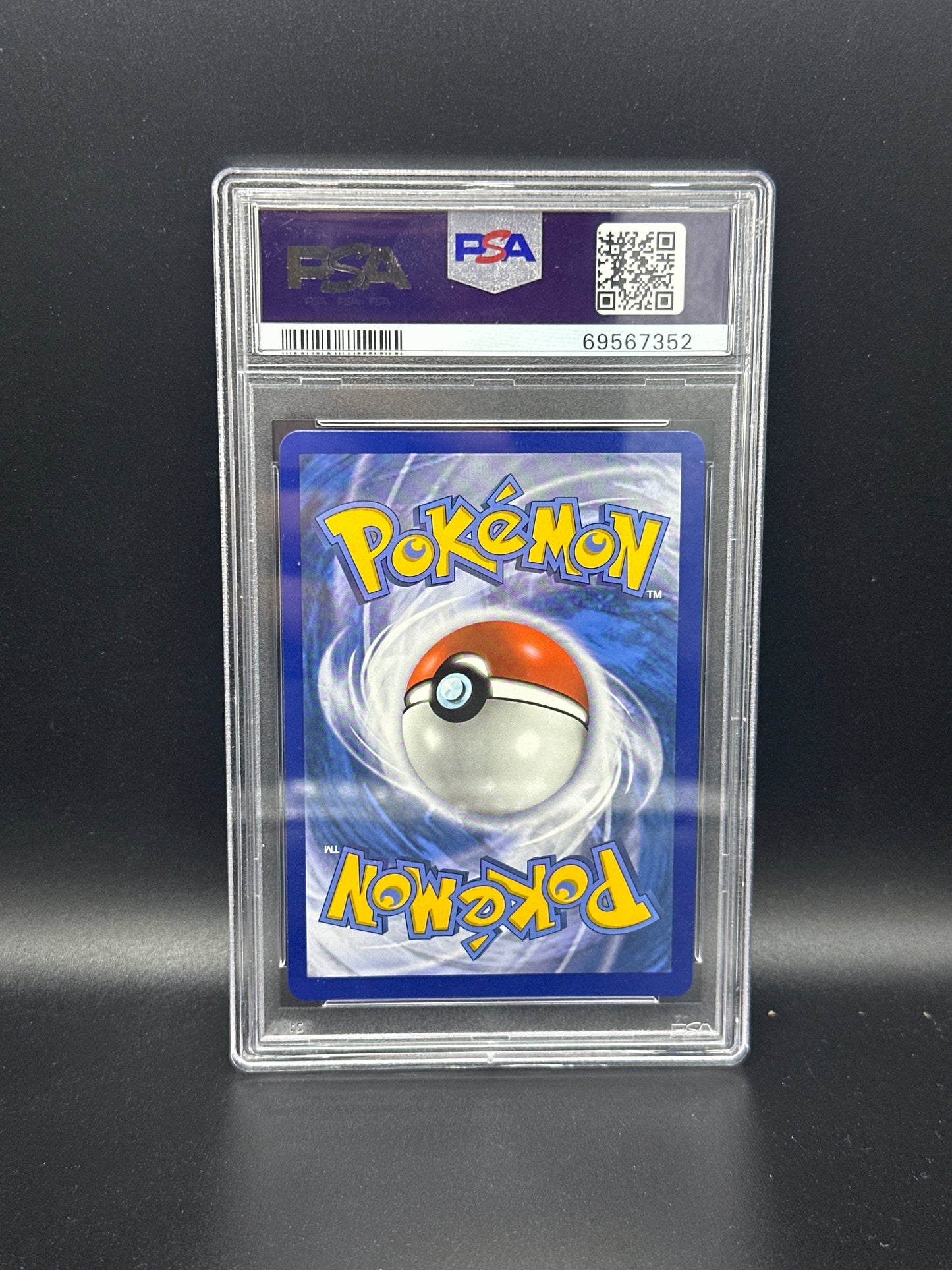 Glaceon Vmax 209/203 - Evolving Skies PSA 10