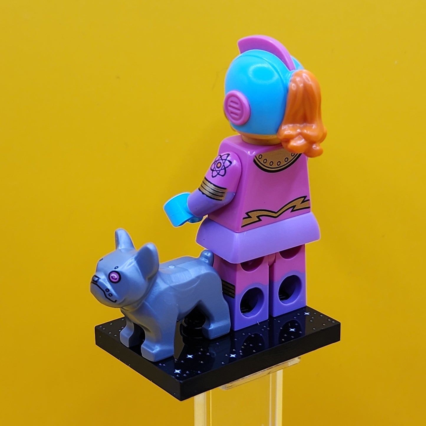 Retro Space Heroine Series 26 CMF Minifigure Lego (Complete Set, with stand and accessories) col26-4