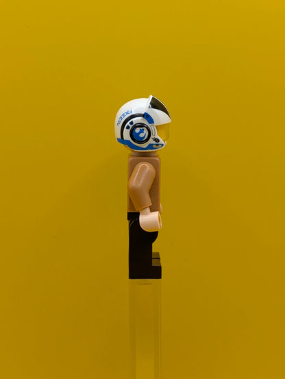 Poe Dameron sw1145 (Medium Nougat Jacket, Helmet) Star Wars Lego Minifigure