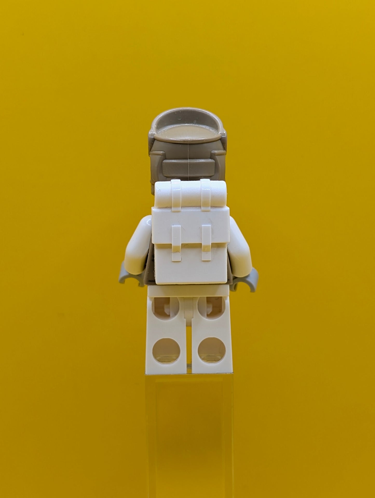 Hoth Rebel Trooper sw1313 Dark Tan Uniform Female (Kori Zaran) Star Wars Lego Minifigure