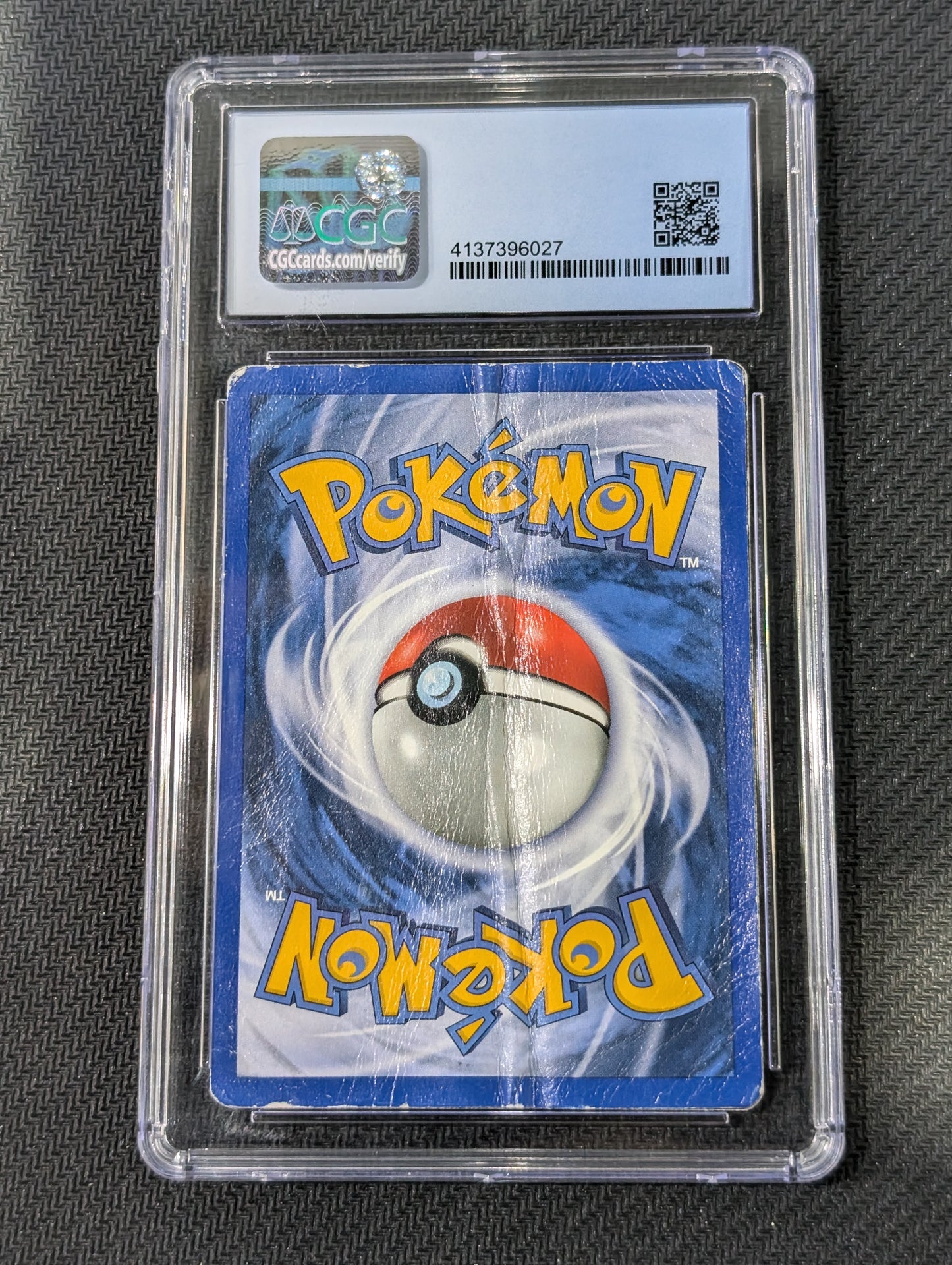 #4/102 Charizard Base Set CGC 2