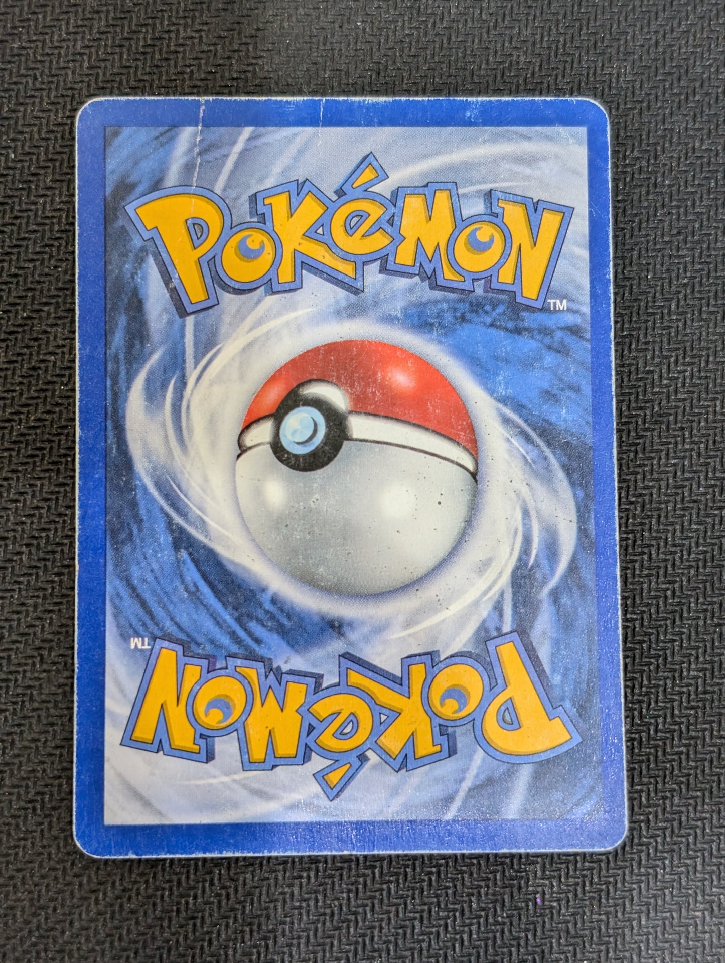 #18/111 Typhlosion Neo Genesis (DMG)