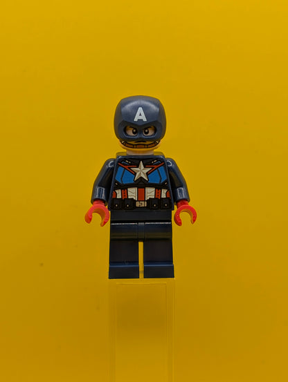 Captain America sh1093 Dark Blue Suit with Dark Blue Belt, Red Hands, Helmet Marvel Lego Minifigure