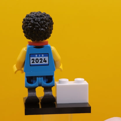 Sprinter CMF Minifigure Lego Series 25 (Complete Set, with stand and accessories) col25-4