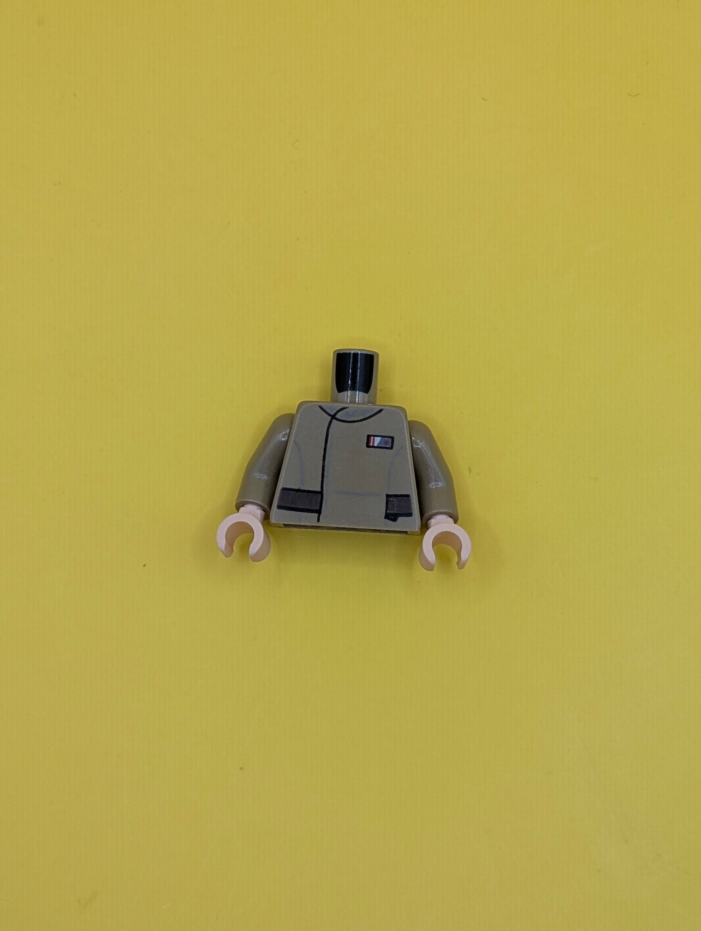 973pb2225c01 Torso SW Jacket with Resistance Army Lieutenant Rank Badge and Reddish Brown Belt Pattern / Dark Tan Arms / Light Nougat Hands Lego Parts