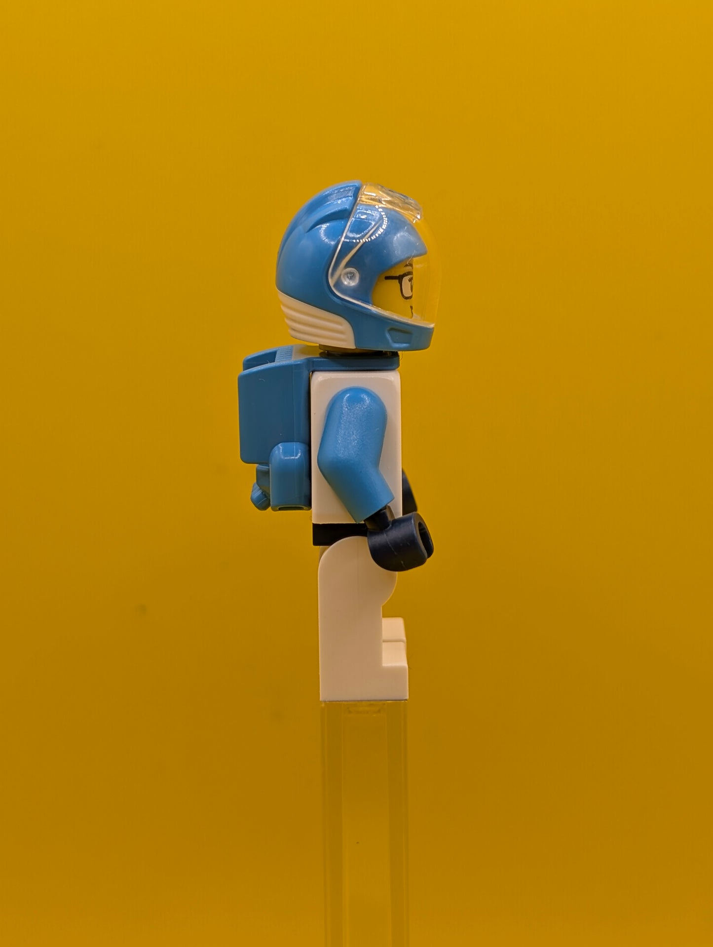 Astronaut cty1693 Female, White Spacesuit with Dark Azure Arms, Dark Azure Helmet, Trans-Clear Visor, Dark Azure Jet Pack, Glasses City Lego Minifigure