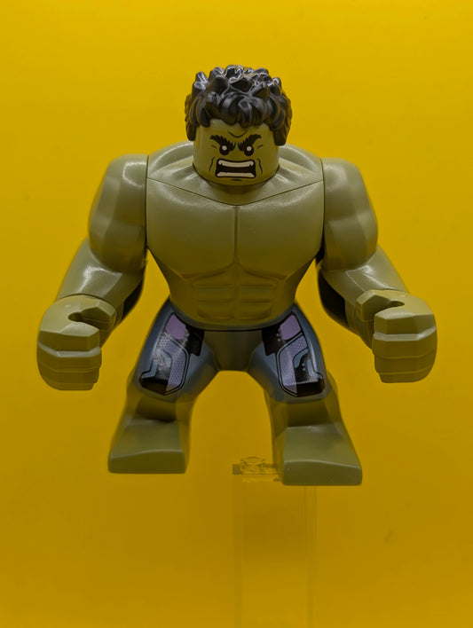 Hulk sh0966 Giant, Sand Blue Pants with Lavender Panels, Raging Marvel Lego Minifigure