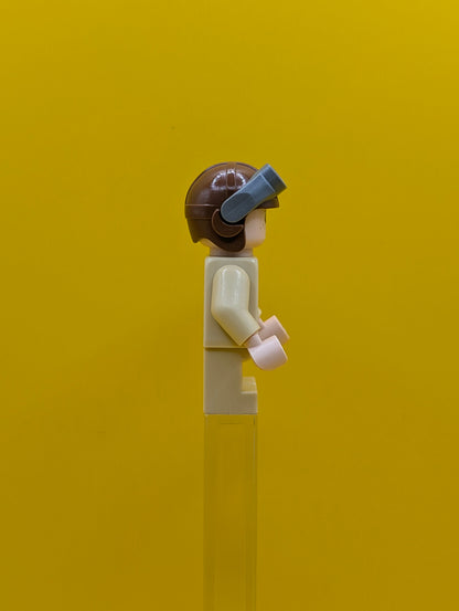 Anakin Skywalker sw1001 Short Legs, Reddish Brown Aviator Cap Star Wars Lego Minifigure