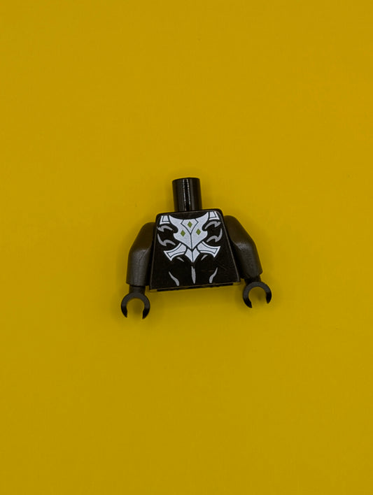 Torso Chima Silver Armor, Muscles and Blue Round Jewel (Chi) Pattern / Pearl Dark Gray Arms / Black Hands 973pb1630c01 Lego