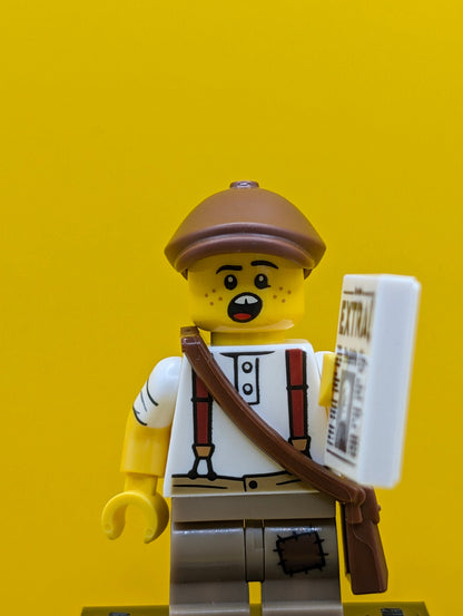 Newspaper Kid col24-12 CMF Series 24 Minifigure Lego (Complete with Stand and Accessories)