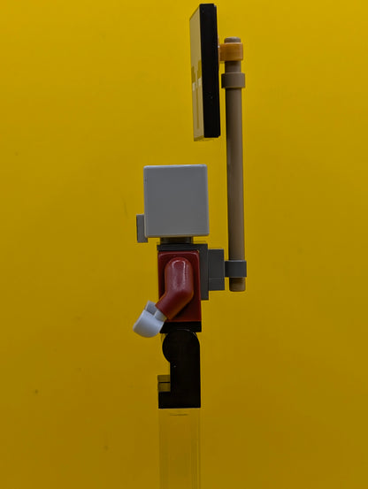 Illager (Pillager) min196 Narrow Eyes, Dark Bluish Gray Neck Bracket and Tile with Clip, Ominous Banner Minecraft Lego Minifigure