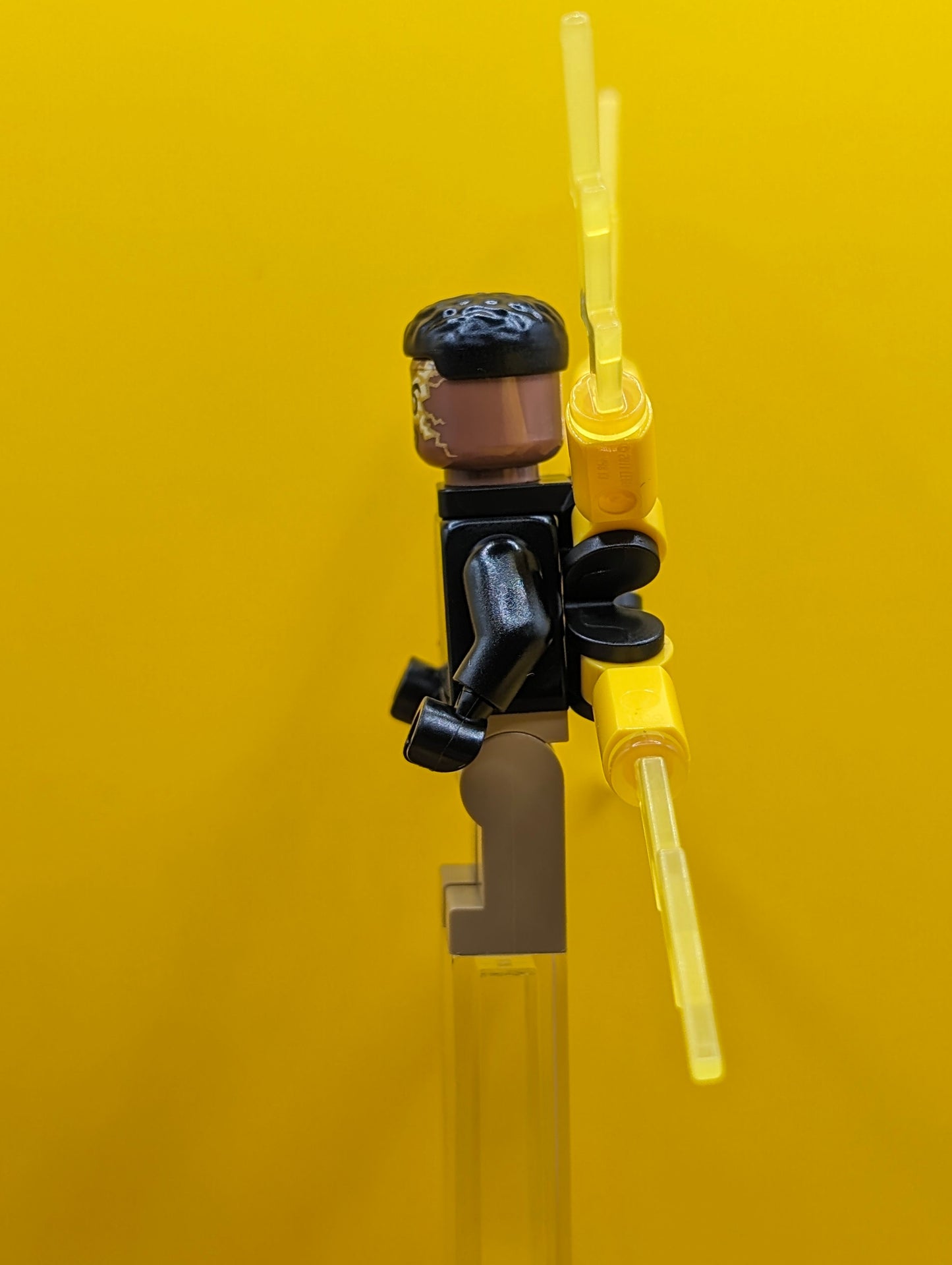 Electro sh0945 Marvel Super Heroes Minifigure Lego