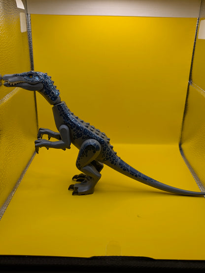 Dinosaur Baryonyx baryonyx01 with Dark Blue and Metallic Light Blue Spots Jurassic World Lego Minifigure
