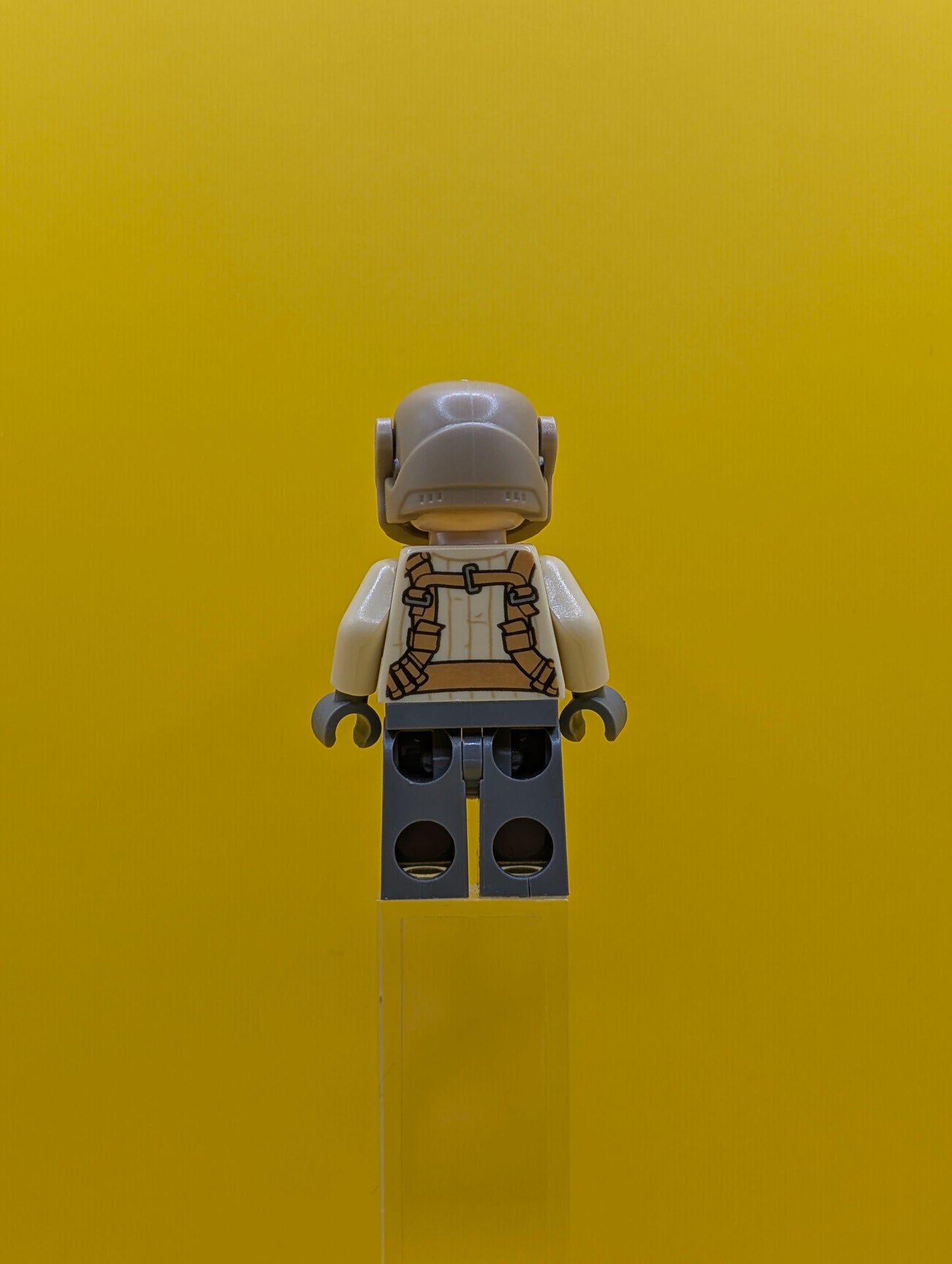 Resistance Trooper sw0696 Tan Jacket, Moustache Star Wars Lego Minifigure