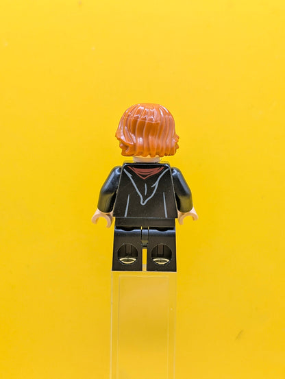 Ron Weasley hp416 Gryffindor Robe Clasped, Black Medium Legs, Sleeping / Awake Harry Potter Lego Minifigure