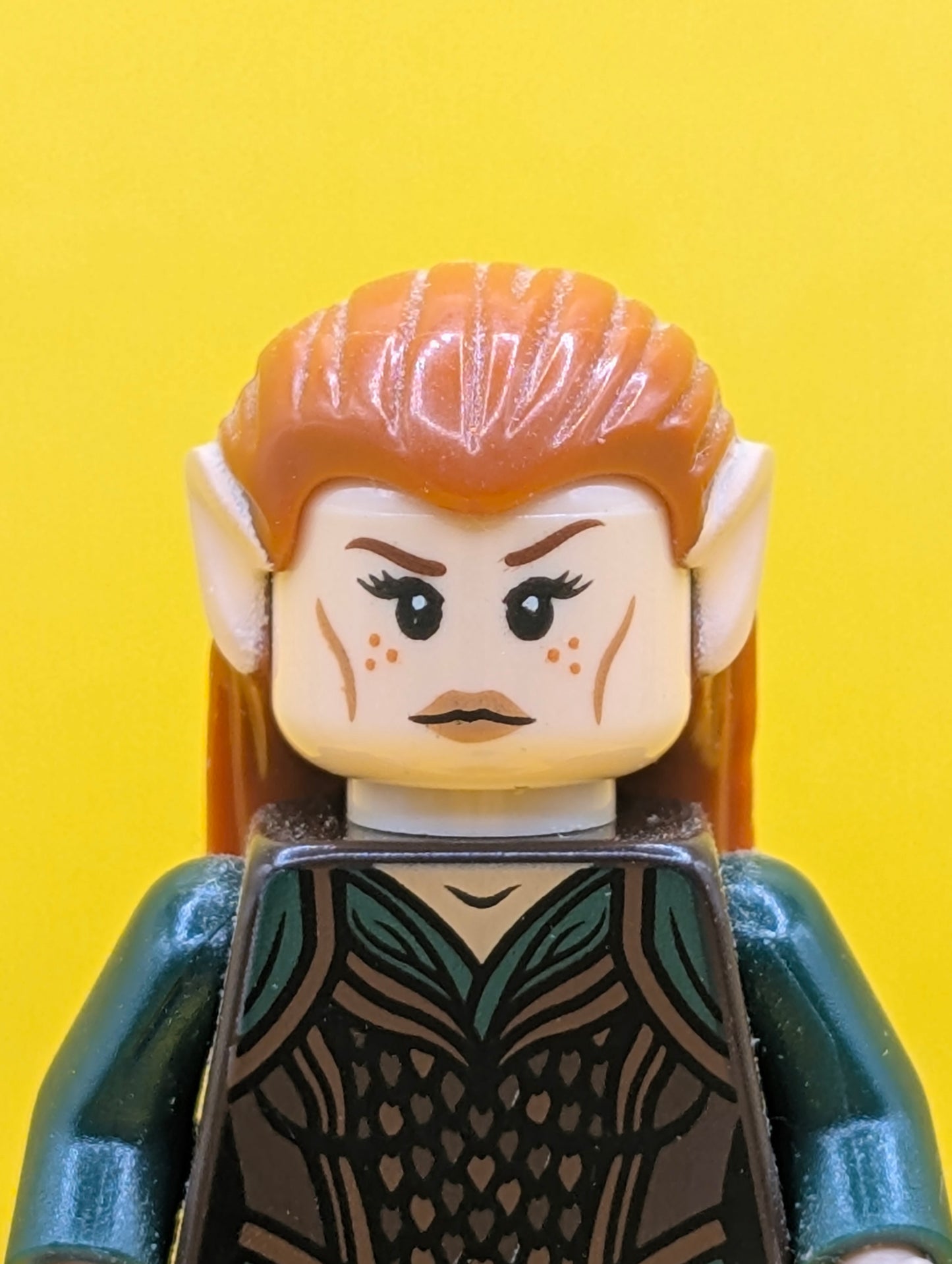 Tauriel lor034 Dark Green and Dark Brown Outfit Lord Of The Rings Lego Minifigure