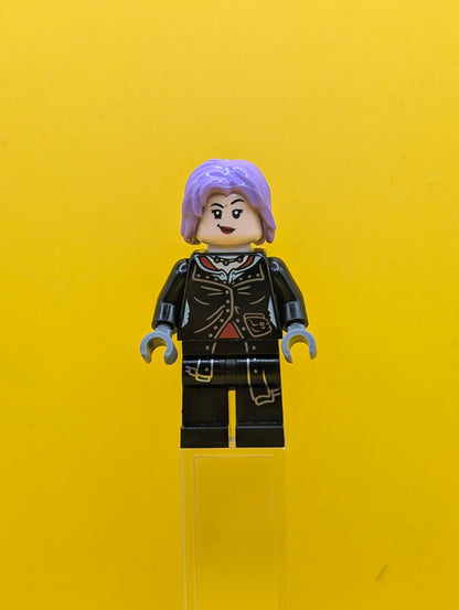 Nymphadora Tonks hp336 Medium Lavender Hair, Printed Legs Harry Potter Lego Minifigure