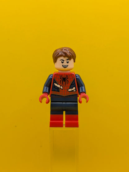 Spider-Man sh1057 Dark Blue Arms and Legs, Red Boots, Silver Webbing, Light Nougat Costume Tears Marvel Lego Minifigure