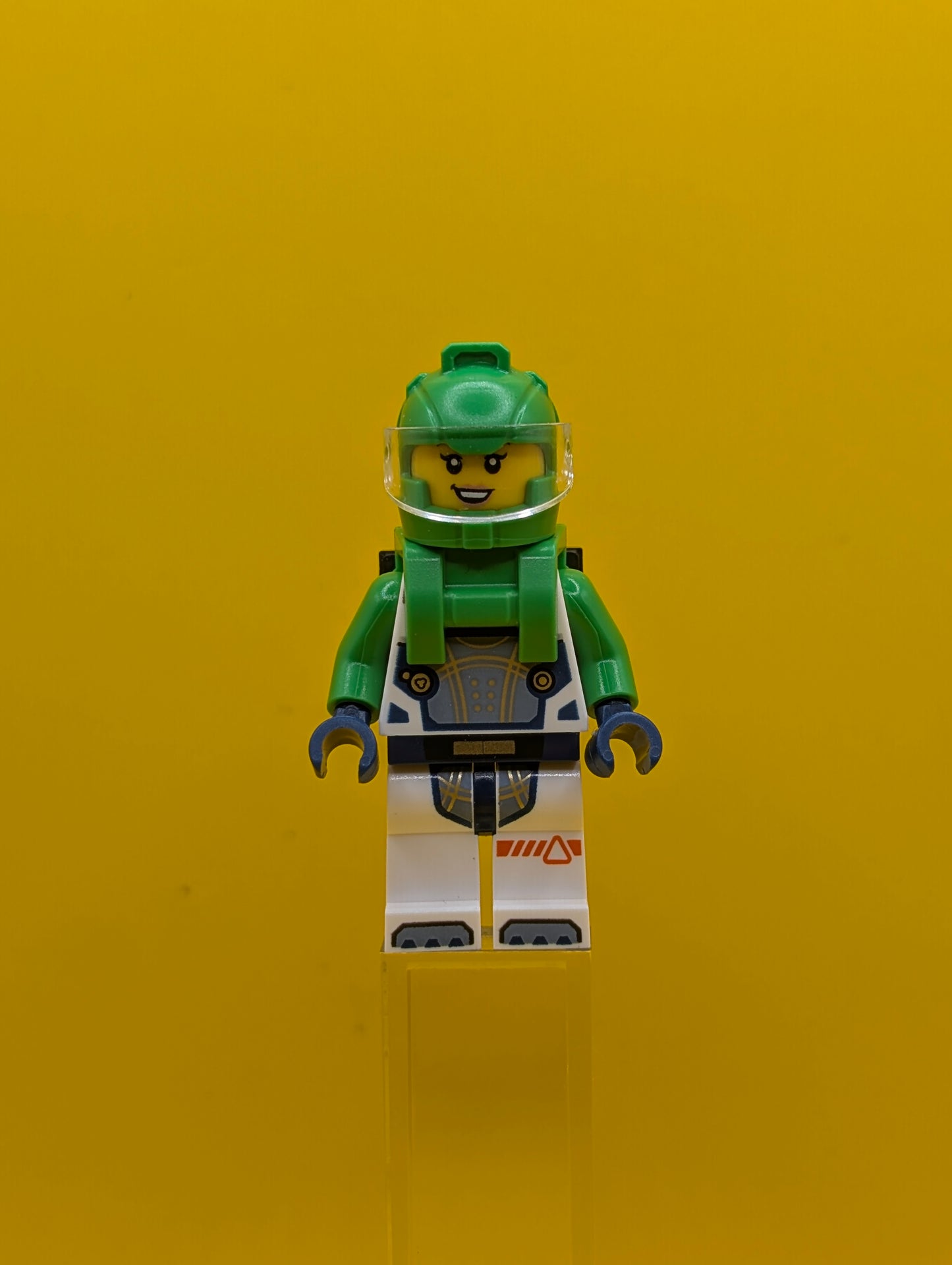 Astronaut cty1698 Female, White Spacesuit with Bright Green Arms, Bright Green Helmet, Trans-Clear Visor, Bright Green Harness with Solar Panel, Open Mouth City Lego Minifigure