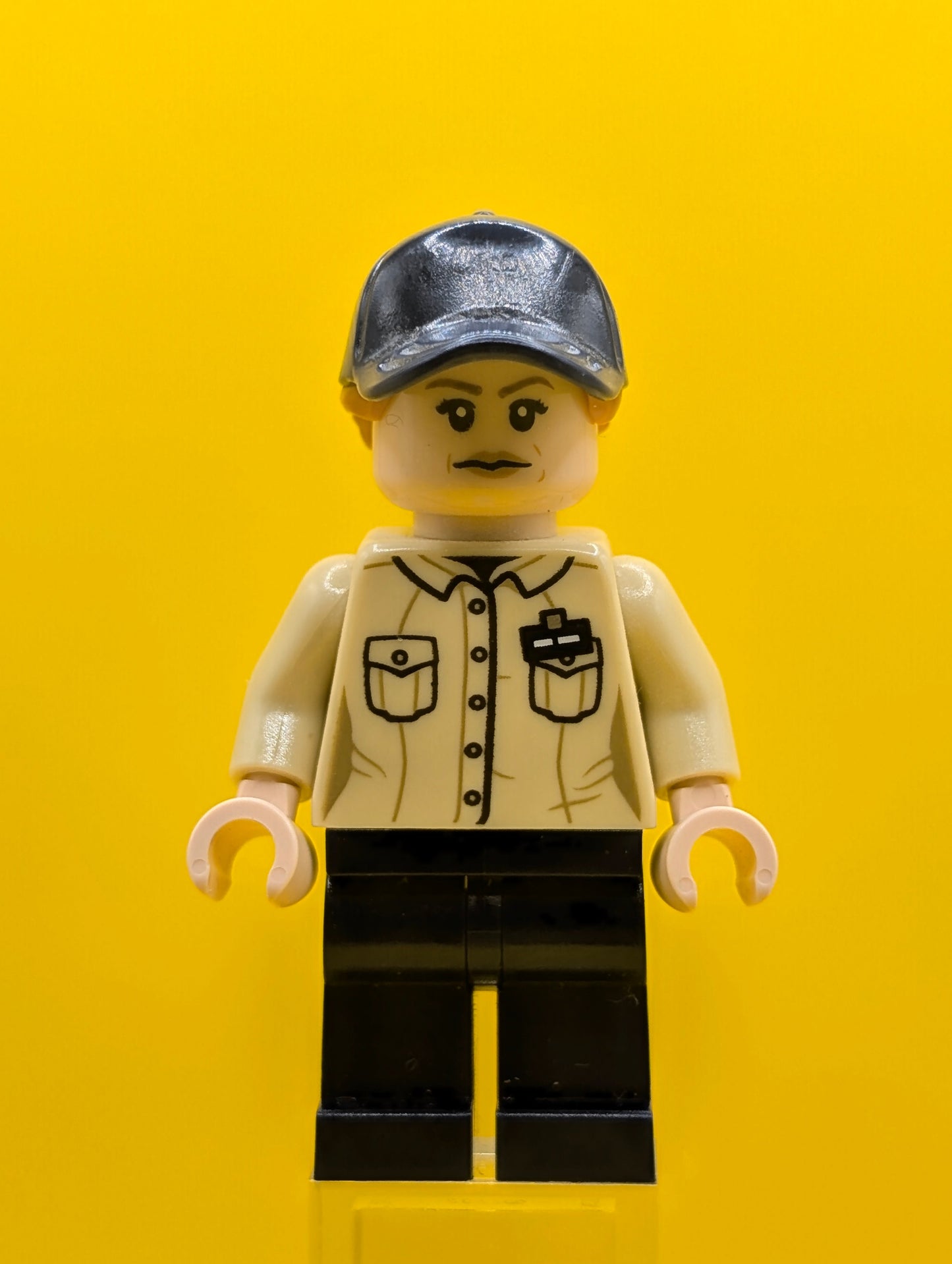 Park Worker jw045 Jurassic World Lego Minifigure