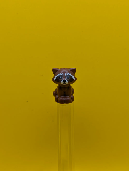 Raccoon 77110pb02 Friends Style with White Muzzle, Black Nose and Dark Brown Markings on Face Pattern Lego Marvel Minifigure