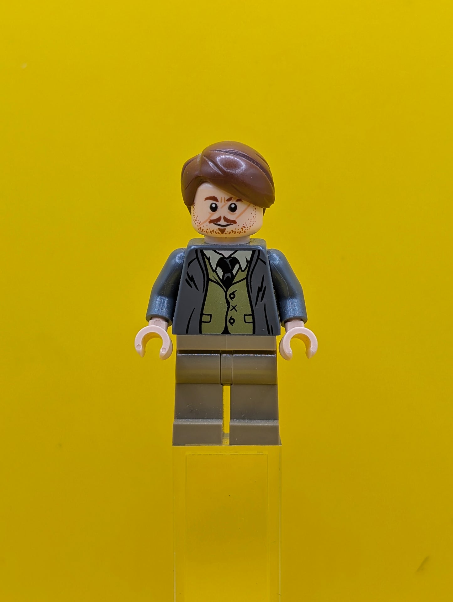 Professor Remus Lupin  hp157 Dark Bluish Gray Jacket, Olive Green Vest Harry Potter Lego Minifigure