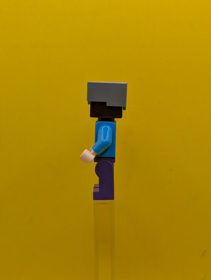Steve min016 (Light Nougat) - Dark Purple Legs, Flat Silver Helmet Minecraft Lego Minifigure