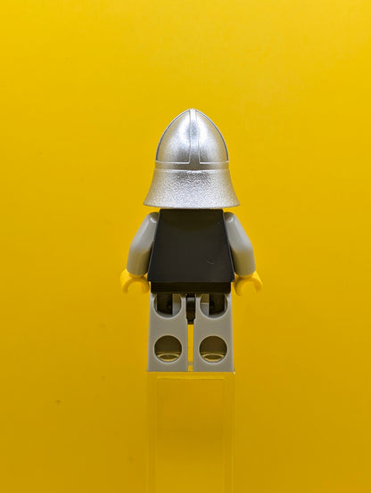 Fantasy Era cas341 Crown Knight Scale Mail with Crown, Helmet with Neck Protector, Dual Sided Head Castle Lego Minifigure