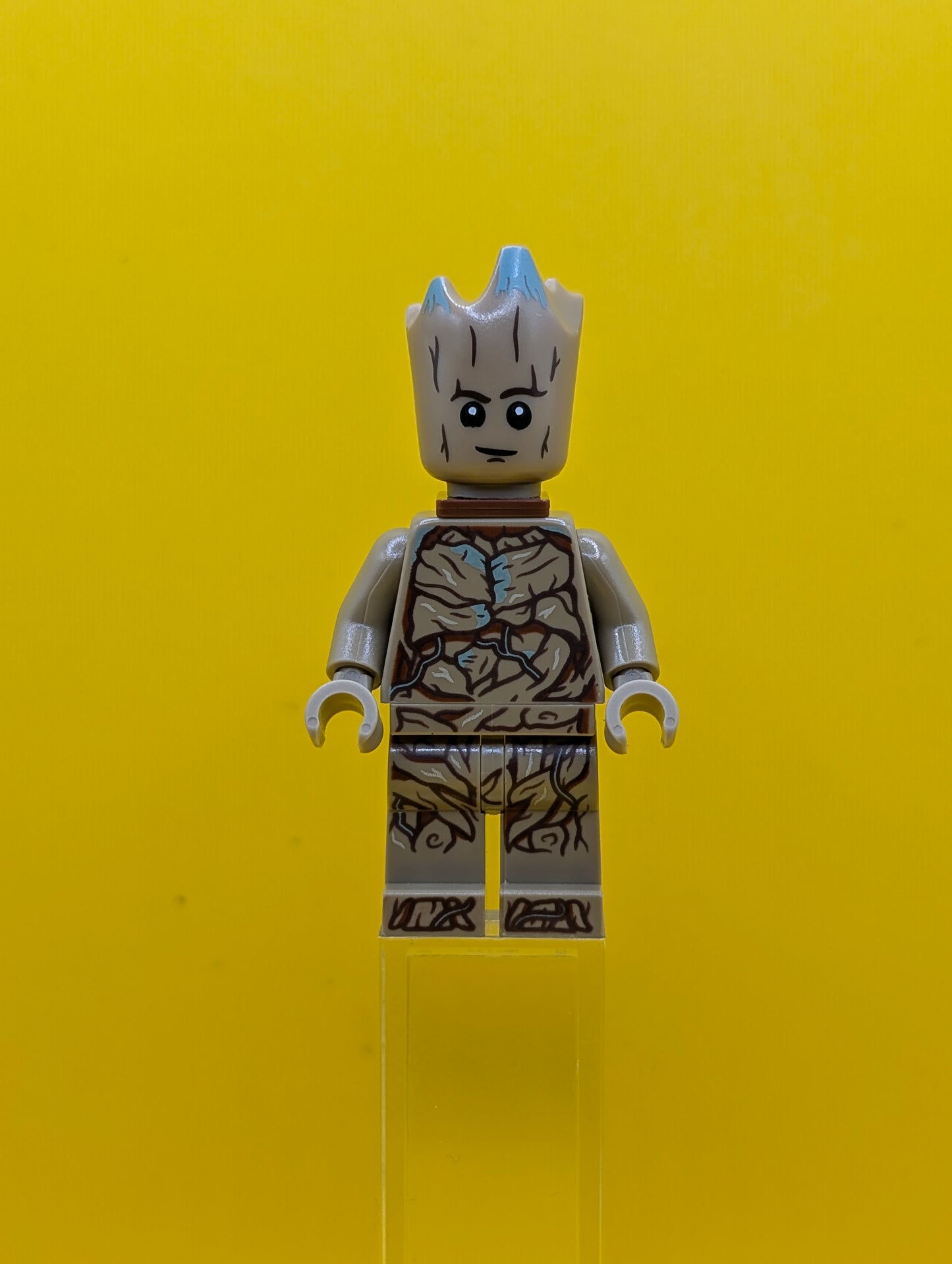 Groot sh0836 Teen Groot - Dark Tan with Neck Bracket Marvel Lego Minifigure