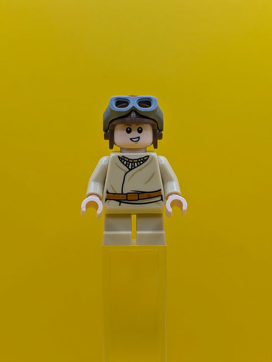 Anakin Skywalker sw1001 Short Legs, Reddish Brown Aviator Cap Star Wars Lego Minifigure