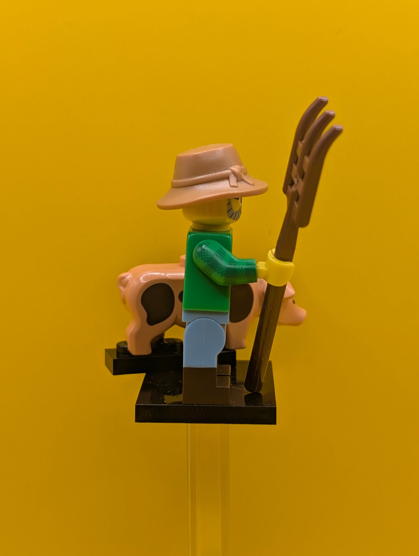 Farmer col15-1 Series 15 (Complete Set with Stand and Accessories) Lego Minifigure