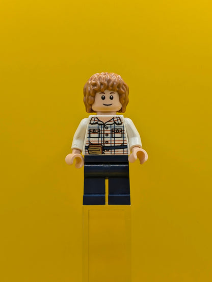 Gray Mitchell jw002 White Shirt, Dark Blue Legs Jurassic World Lego Minifigure