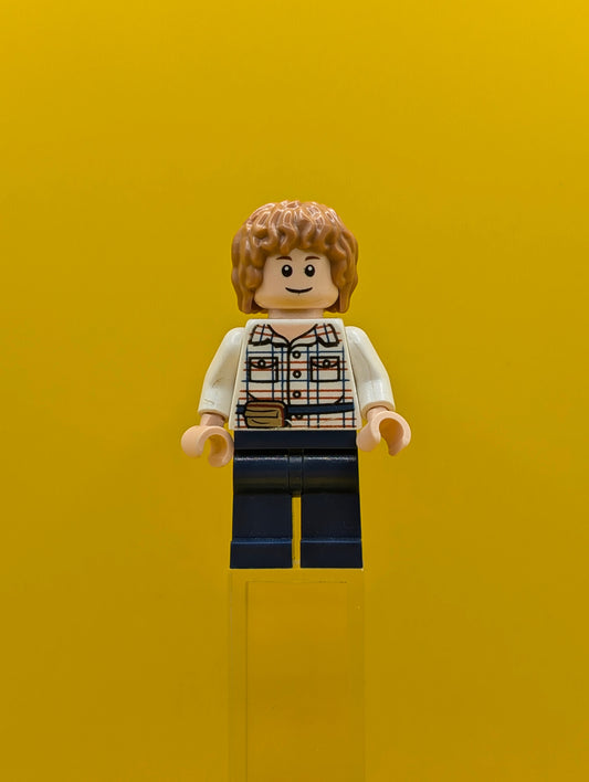 Gray Mitchell jw002 White Shirt, Dark Blue Legs Jurassic World Lego Minifigure