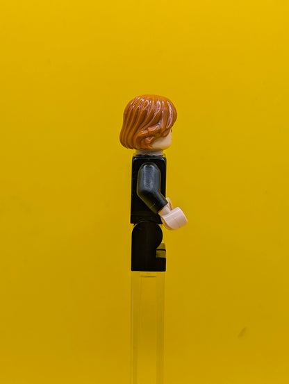 Ron Weasley hp416 Gryffindor Robe Clasped, Black Medium Legs, Sleeping / Awake Harry Potter Lego Minifigure