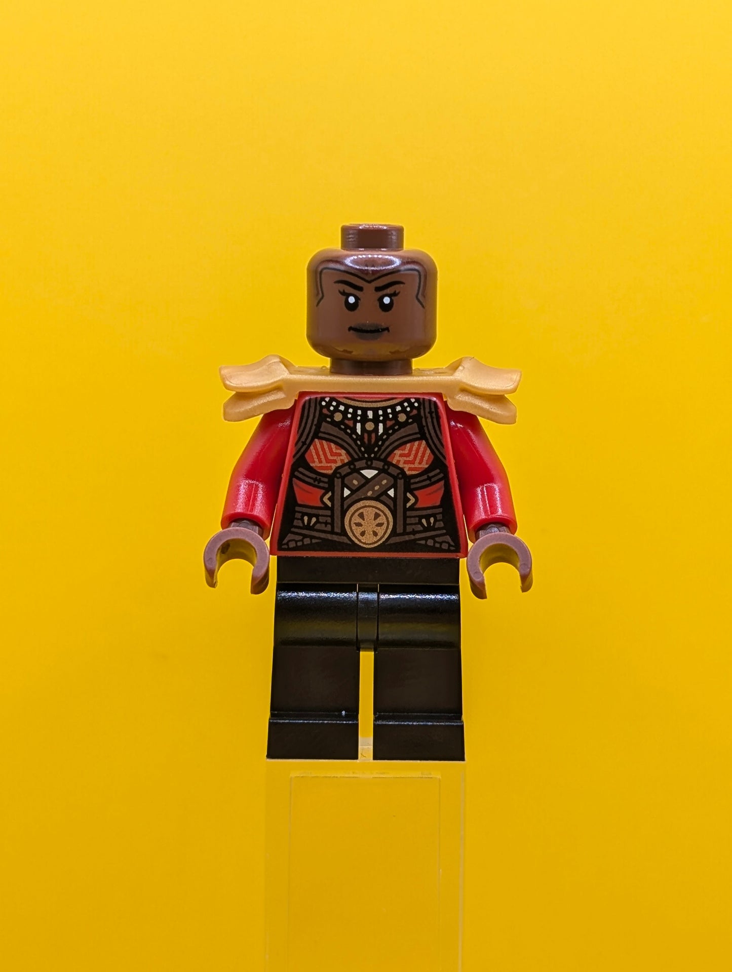 Okoye sh0870 Red Top Shoulder Armor Marvel Minifigure Lego