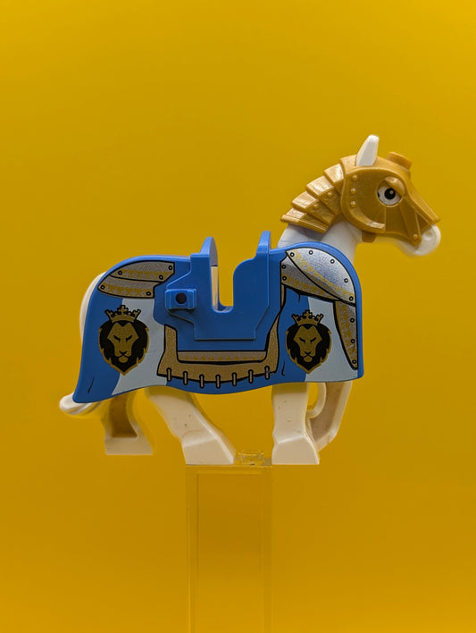 White Horse w/ Battle Helmet and Blue Barding 13744pb02 Animal Part Lego