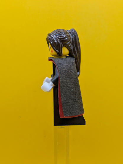 Caroler hol001 Female Holiday Lego Minifigure