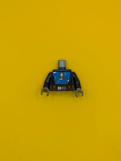 973pb5680c01 Torso SW Mandalorian Blue Beskar Armor, Reddish Brown Belt with Pouches and Dark Silver Buckle Pattern / Dark Blue Arms / Dark Bluish Gray Hands Lego Part