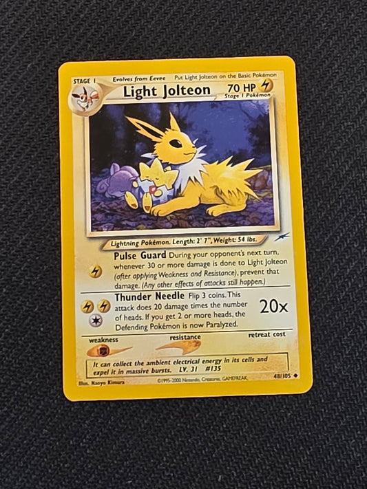 #048/105 Light Jolteon Neo Destiny