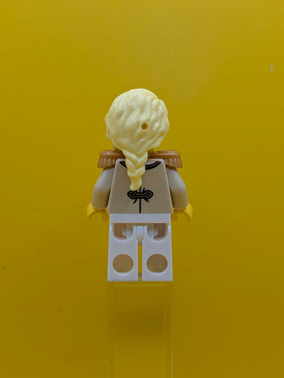 Camilla idea228 Admiral's Daughter, Tan Coat, White Legs, Pearl Gold Epaulettes Lego Ideas Minifigure