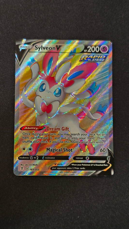 Sylveon V (Full Art) #183/203 - Evolving Skies