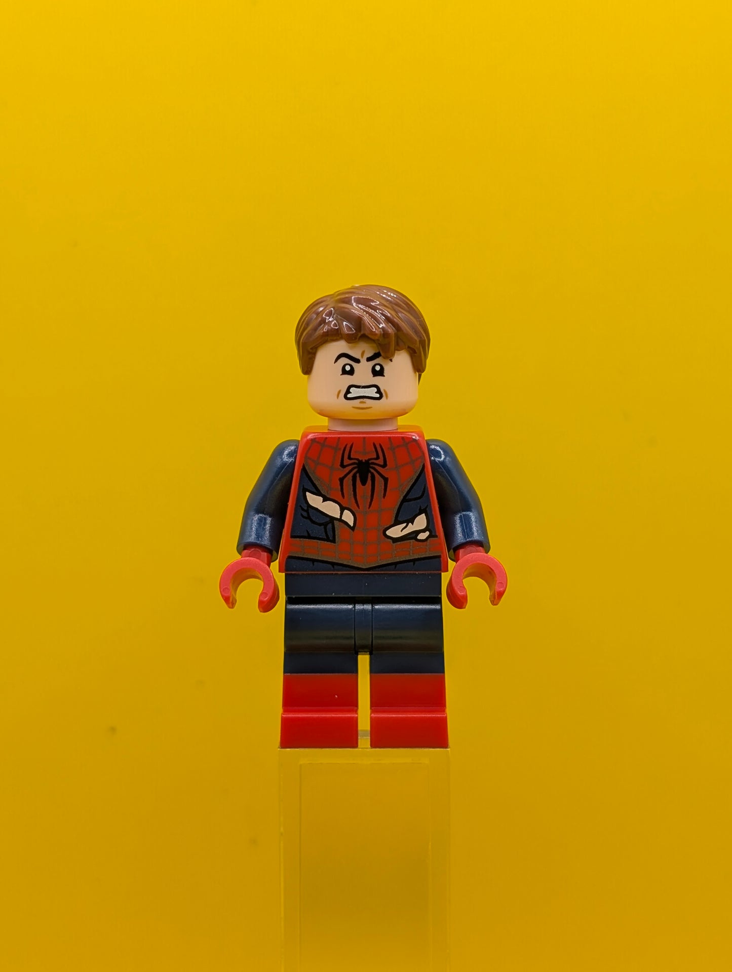 Spider-Man sh1057 Dark Blue Arms and Legs, Red Boots, Silver Webbing, Light Nougat Costume Tears Marvel Lego Minifigure